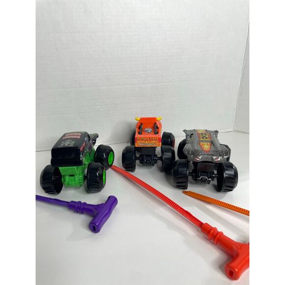 Monster Jam Spin Rippers Grave Digger Max D El Toro Loco Ripcord - Picture 4 of 4